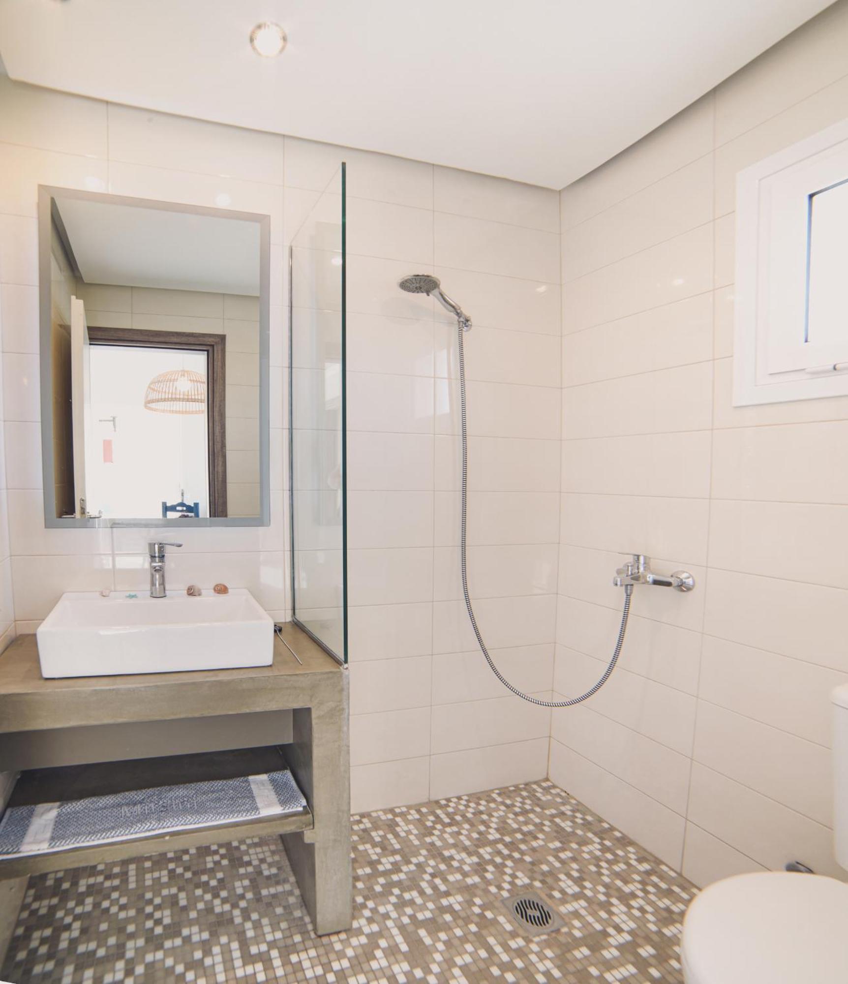 Aparthotel Mirsini &