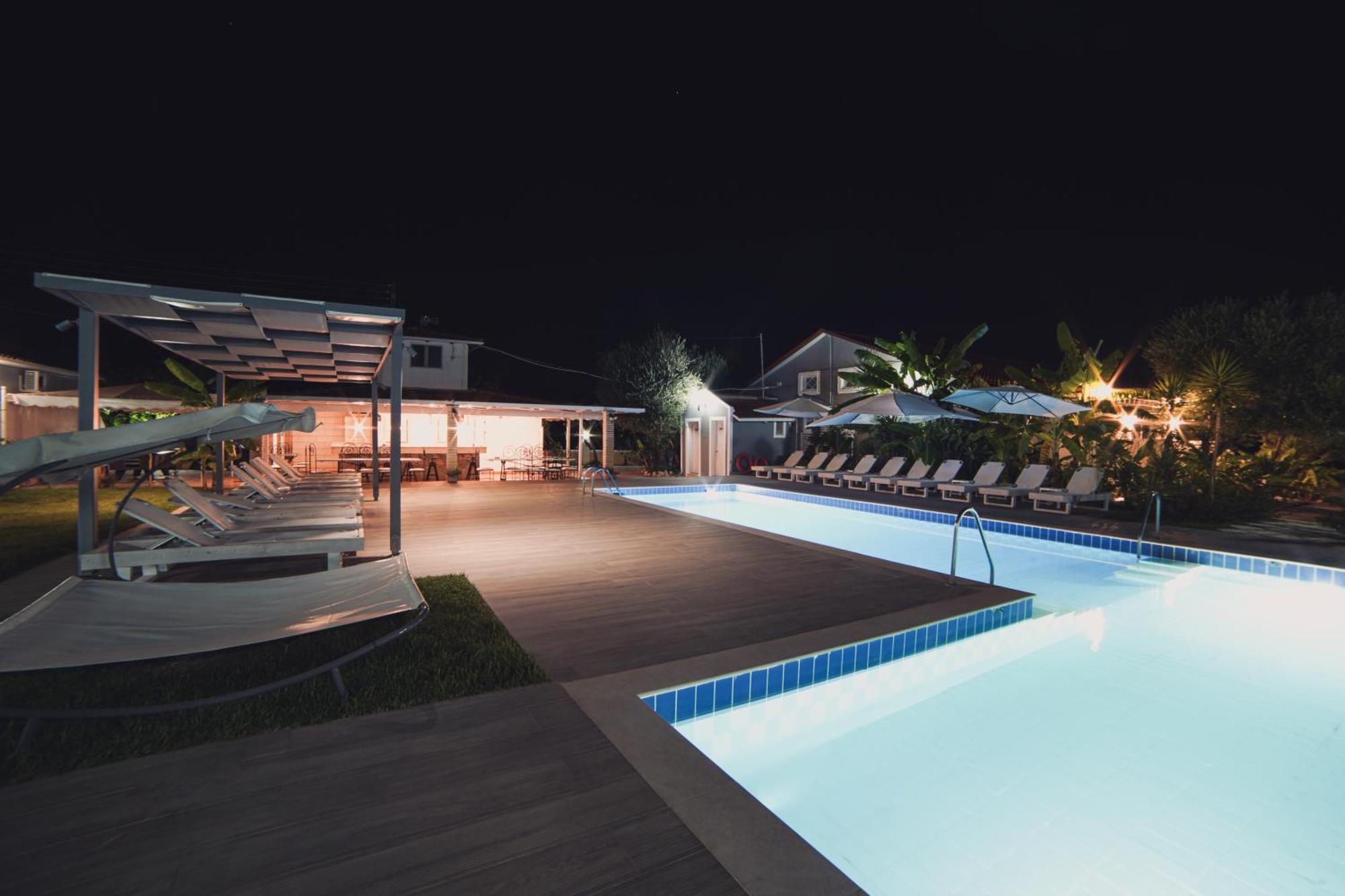 Aparthotel Mirsini Studios & Apartments
